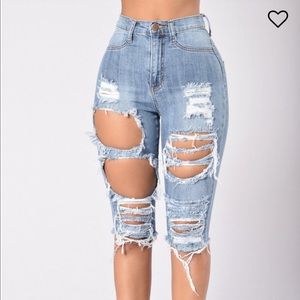 Lost at Sea Shorts - TAGS ON